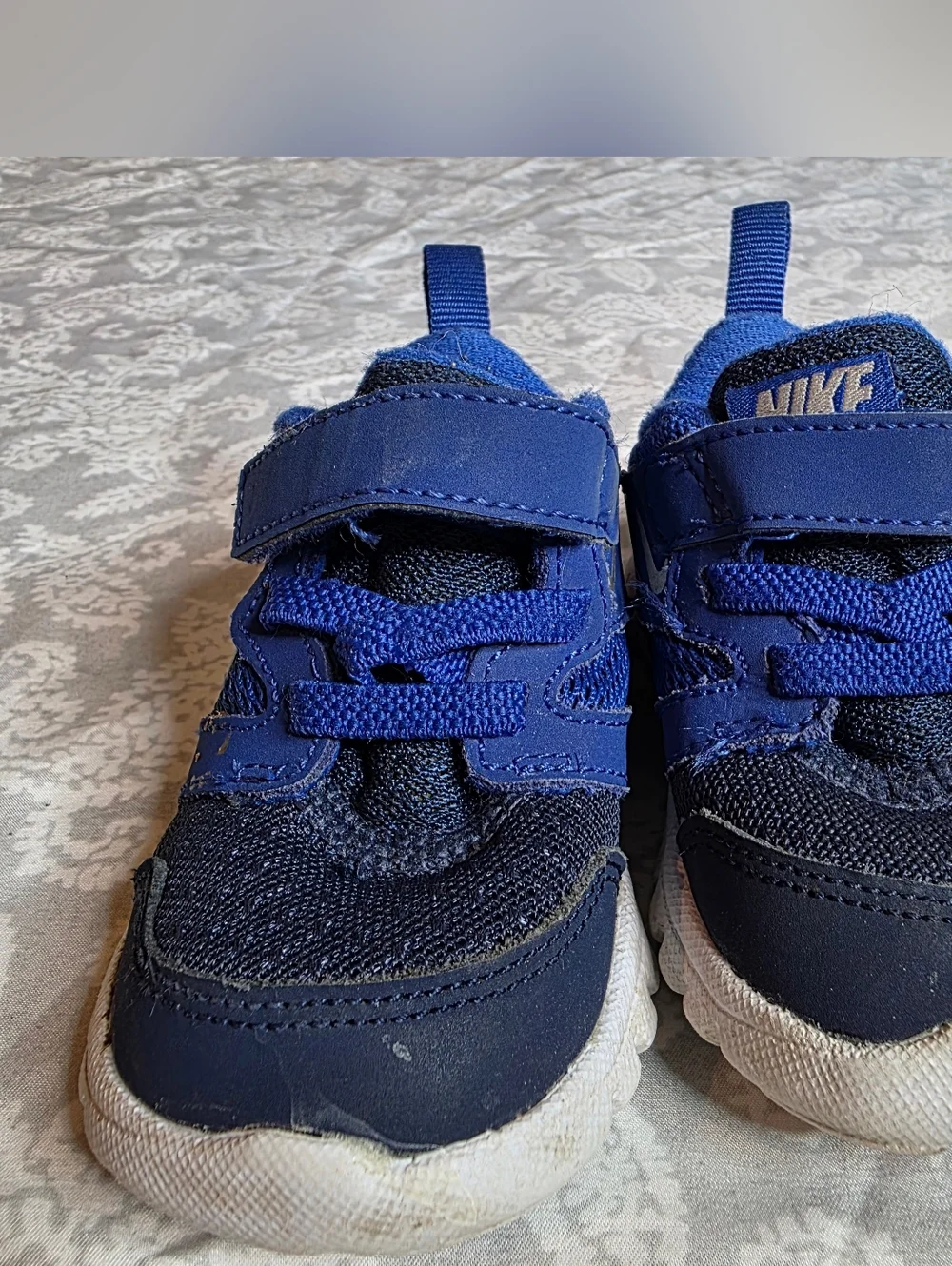 Nike Baby Boy's Flex Experience 3 athletic shoes Size 4C